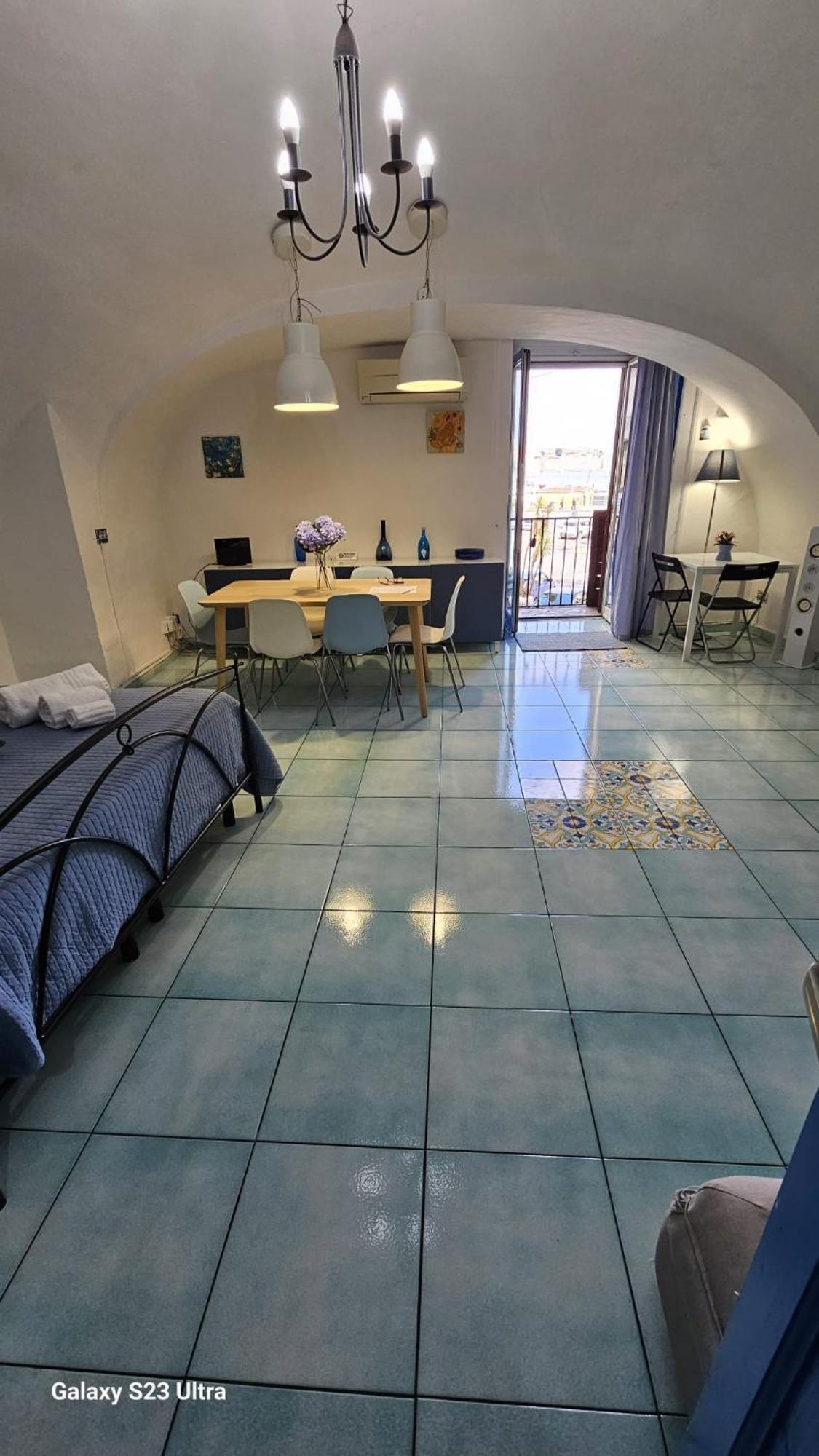 Napoli Lungomare Caracciolo Mon Amour Exteriér fotografie