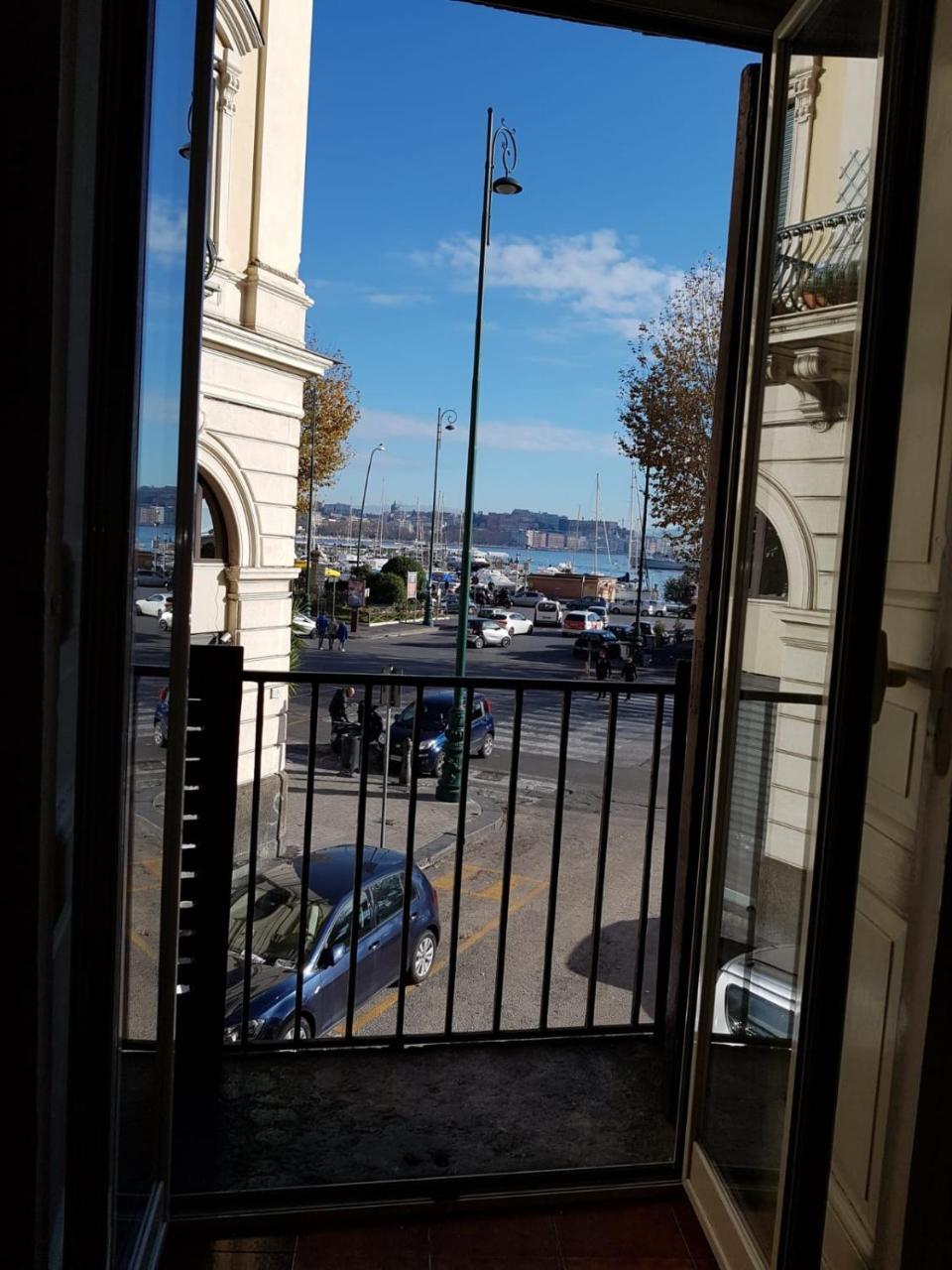 Napoli Lungomare Caracciolo Mon Amour Exteriér fotografie